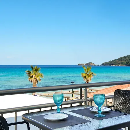 公寓式酒店 Emerial Deluxe Seaside 3*