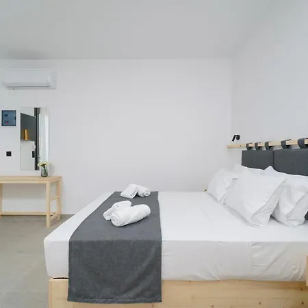 Aparthotel Emerial Deluxe Seaside 3*