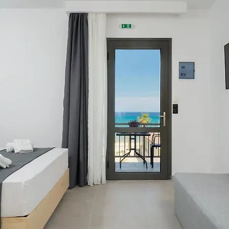 Emerial Deluxe Seaside Aparthotel 3*
