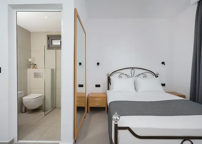 Emerial Deluxe Seaside 3*