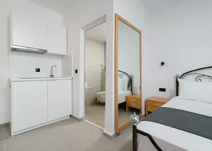 Emerial Deluxe Seaside Hotel de apartamente Skala Potamia